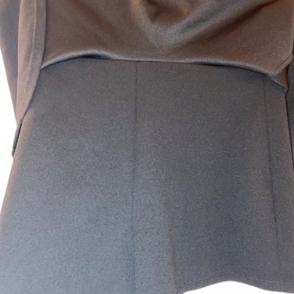 FashionNova - Skort || Mid Rise || Black - Picture 4 of 5